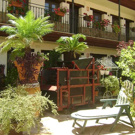 Apartamentos Rurales La Muralla II