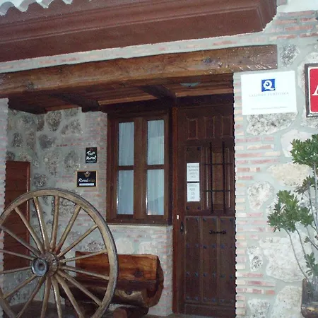 Apartamentos Rurales La Muralla II Canete (Cuenca)